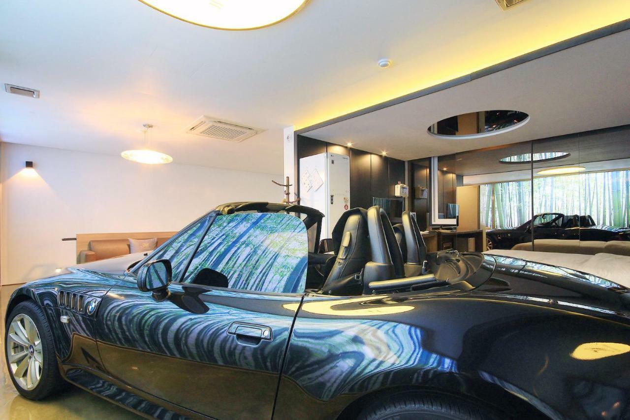 H Drive Hotel Iksan Bagian luar foto